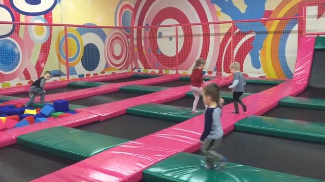 Fly kids батуты