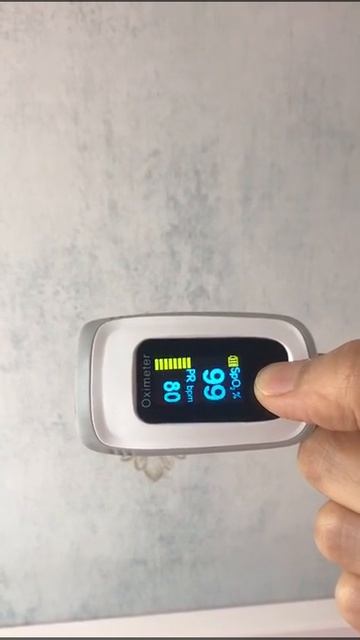 Fingertip Pulse oximeter with beep and alarm function FINGER OXIMETRY
