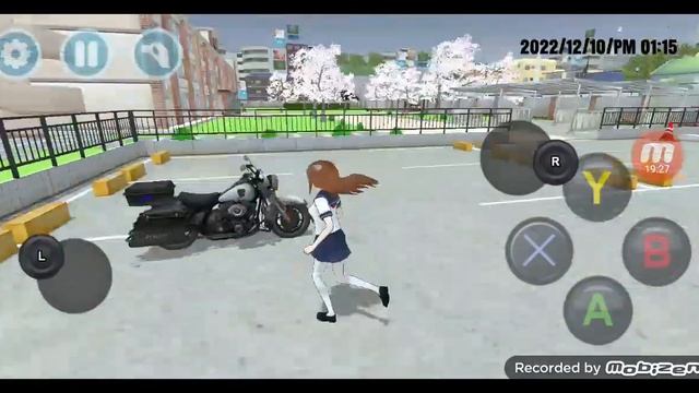 Тестирую игру High ❤School Simulator 2019🌟 года ^_^