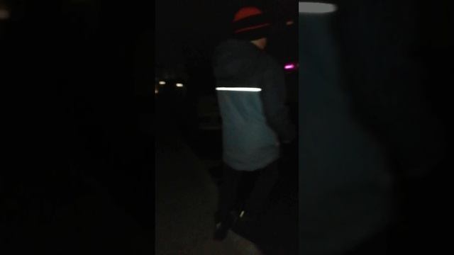 VID_20250326_210357.mp4