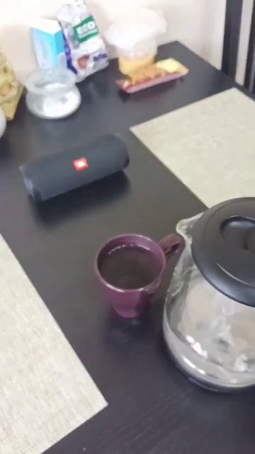 Отличие дешёвого чайника.