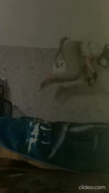 Я научилась делать прыжок в высоту! ( т. е. с толчком)