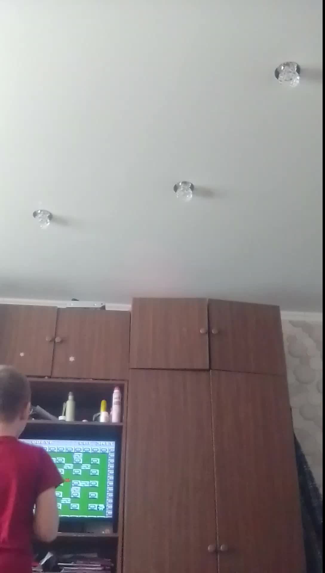 играю в приставку