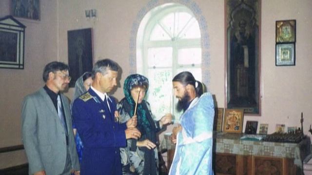 В золоченой церкви нас с тобой венчали - И.Ведерников