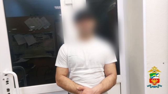 В аэропорту Норильска транспортные полицейские пресекли хулиганские действия иностранного гражданина