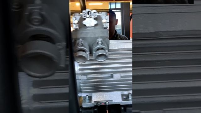 Винтовой электрический компрессор для шахты