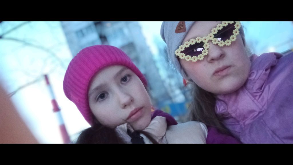 я гуляю с пупсой (подруга)