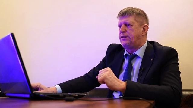 Саватеев. Бесконечности. местное образование. Краказябрик - хороший комментарий