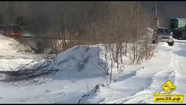 Посёлок в Приморье остался без воды. Замёрз трубопровод