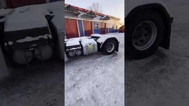 Флагман седельных тягачей  - SITRAK C7H 4х2, автомат с ретардером