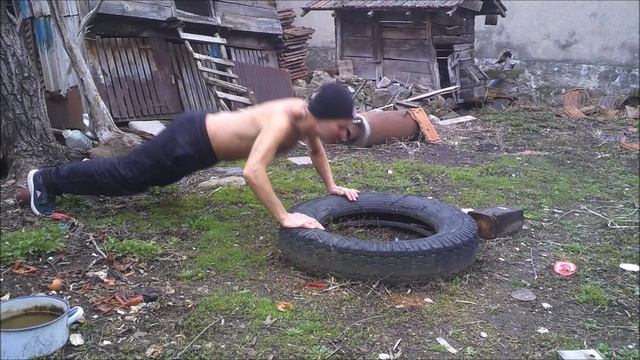 Отжиматься 2025   👦