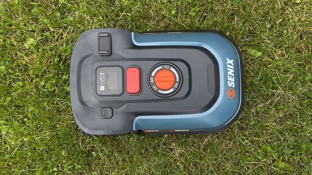 Робот газонокосилка Senix LR180-L2-EU