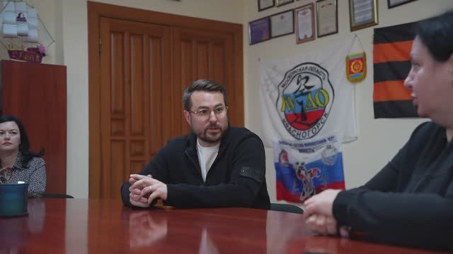 В Харцызске реконструируется молодежный центр