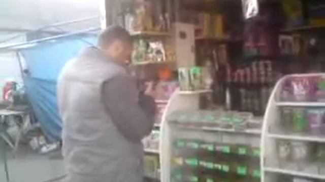 нервный продавец