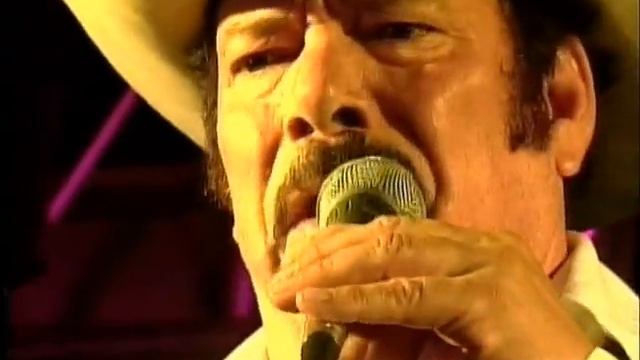 Lalo Mora - La Vieja Banca (En Vivo)