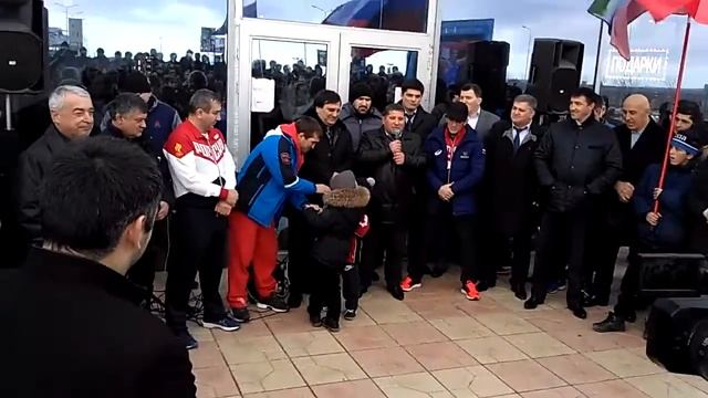 Встреча чемпиона мира Курбаналиева и Чакаева