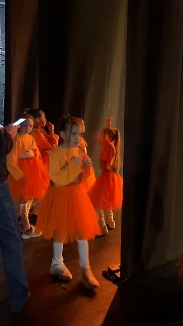 Вы задавались вопросом, что происходит за сценой во время выступления? #музыка #Пермь #вокал #танцы