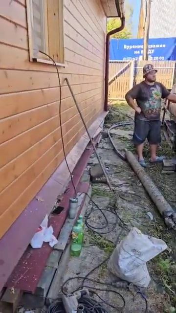 Бурение артезианских скважин на воду в Московской области. Саша мастер, надёжное бурение!