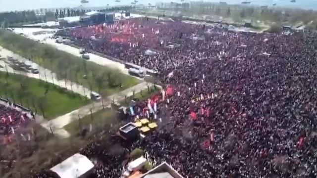 турция всё бастует да и хрен с ними