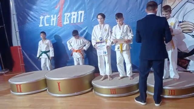 Серебряный призер по дзюдо Тюменской области Сулайманов Сардор из Таджикистана.