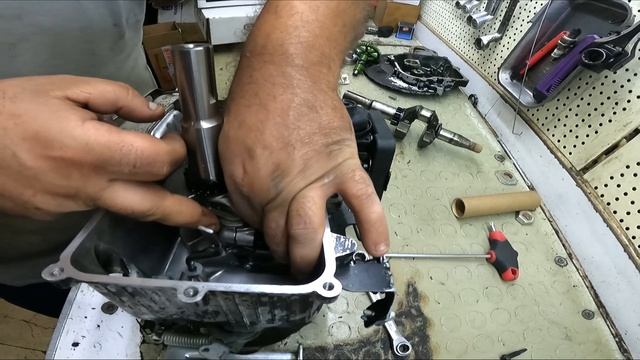 KRANK VE KARTER KAPAĞI DEĞİŞİMİ DETAYLI ANLATIM ÇİM BİÇME MAKİNASI