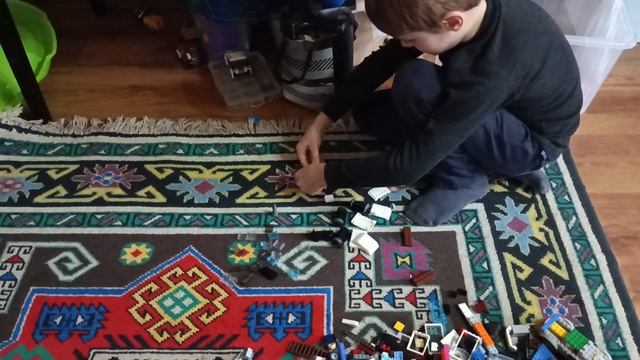 Поезд из LEGO