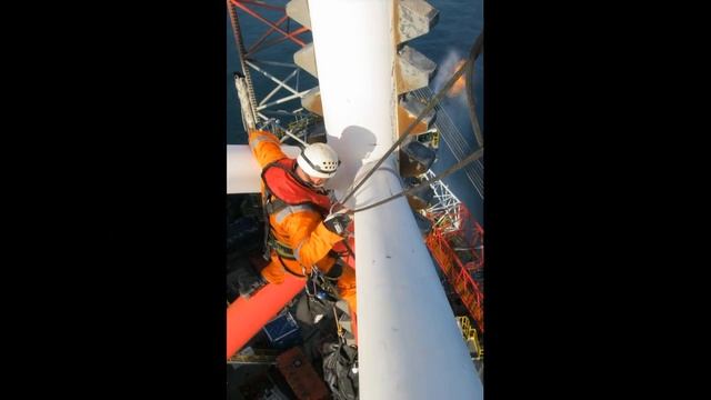 DIRA-group IRATA rope access offshore industrie Maersk Resolute NDT offshore den helder.avi