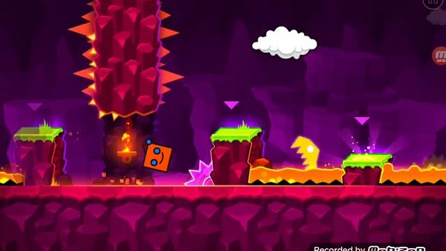 просто играю в geometry dash.mp4