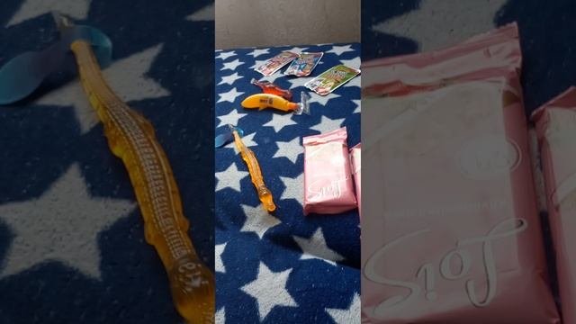 кушанье сладостей