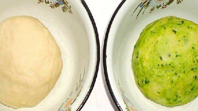 Калач с чесноком и шпинатом