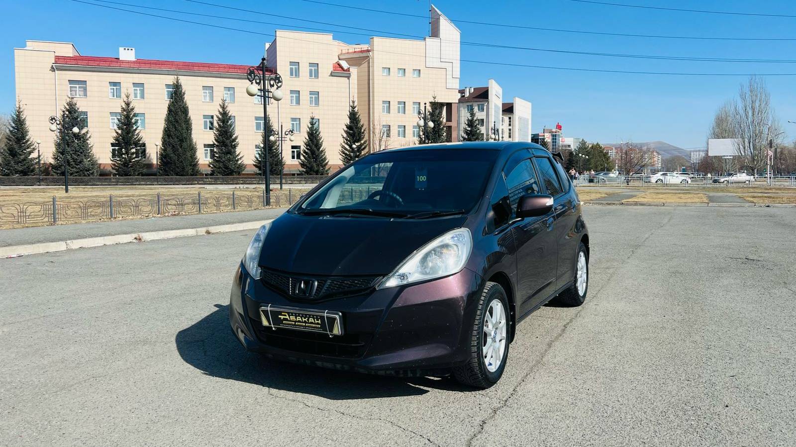 Honda Fit, 2011 год