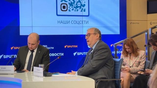 Алексей Лубков, ректор МГПУ, круглый стол, посвященный Евразийской ассоциации поддержки русского яз.