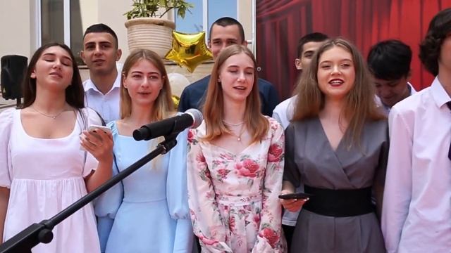 последний звонок, вручение аттестатов, выпускной...
