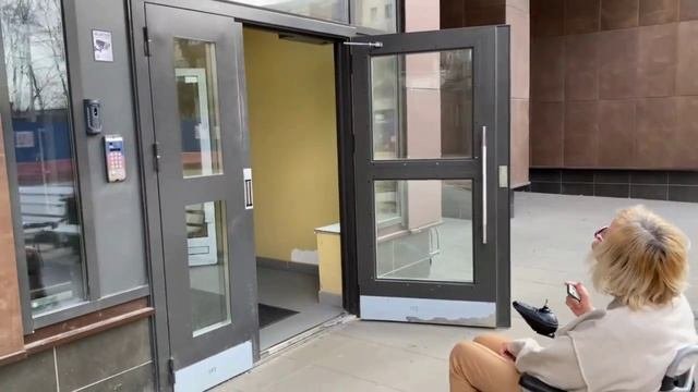 Бутырская межрайонная прокуратура сообщает что доводчик находится в исправном состоянии