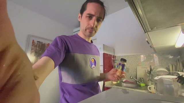 #vainVLOG 001 / Знакомимся. Готовим картошку