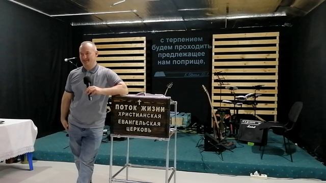 НАЧАЛЬНИК И СОВЕРШИТЕЛЬ ВЕРЫ