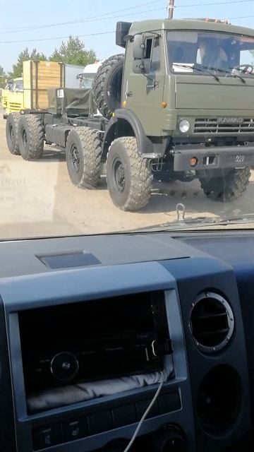 новый 4310 армейский 4х осник. супер тачка 😛👍👍👍