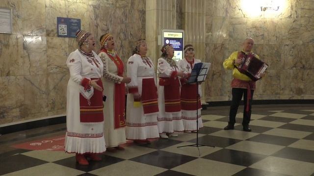На побывку едет молодой моряк 28.03.25 м. Таганская.