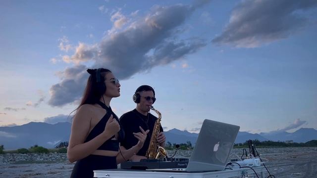Diana Bahova | Live Afro House Sunset Mix | Dj&Sax