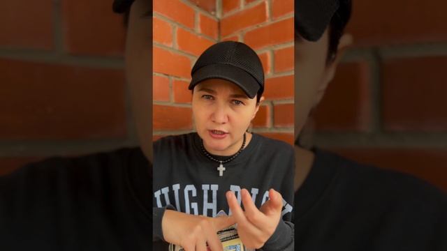 РАСКЛАД ТАРО ОНЛАЙН: Как ОН ЧУВСТВУЕТ СЕБЯ в общении с ТОБОЙ⁉️