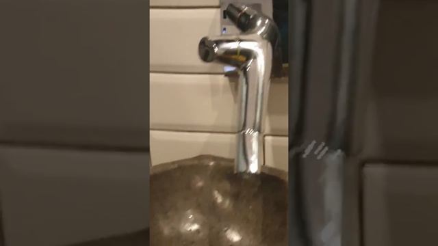 Leaking hansgrohe 12015000