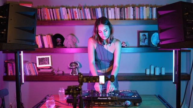 iggy bunny | hard groove techno mix summer