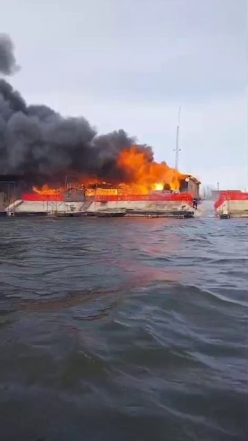 Пожар на рыболовной базе отдыха