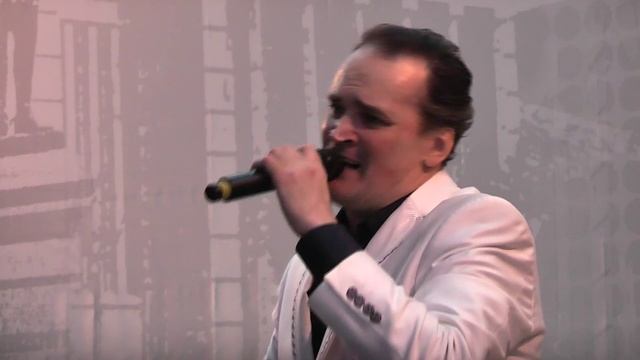 Михаил Серёгин -  На дальней станции сойду (В. Шаинский - М. Танич)