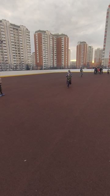 разбег, удар ииииии??