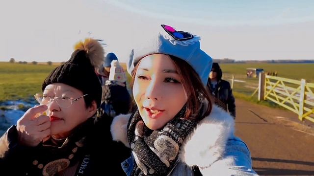 London 🇬🇧 Ep 5 พาเที่ยว Windsor Castle, Stonehenge, Roman Baths แบบ One day trip |  BowBowJourney