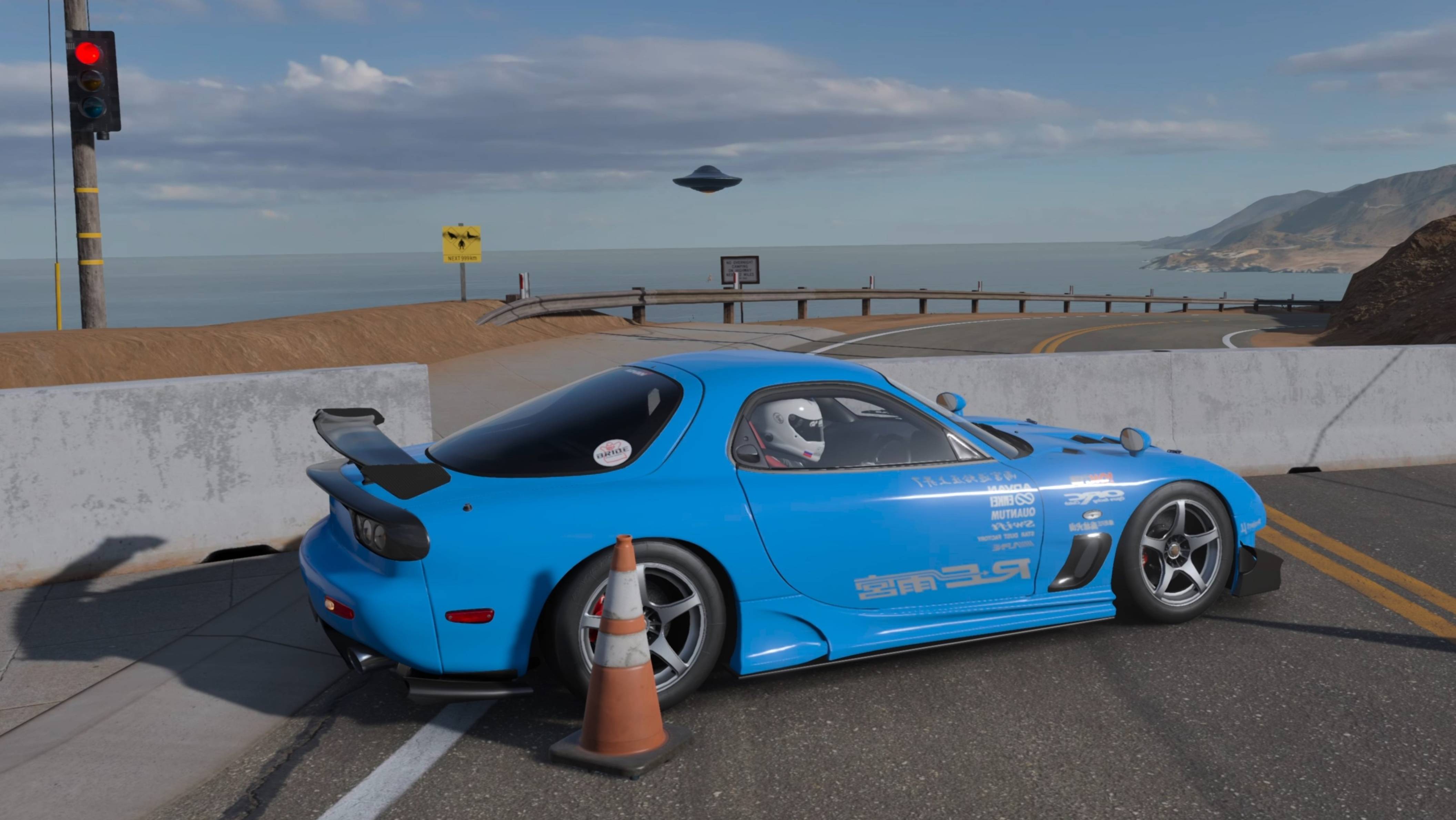 Gran Turismo 7: НЛО похищает выдру