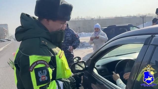В столице Тувы проходит долгожданная акция «Цветы для автоледи»
