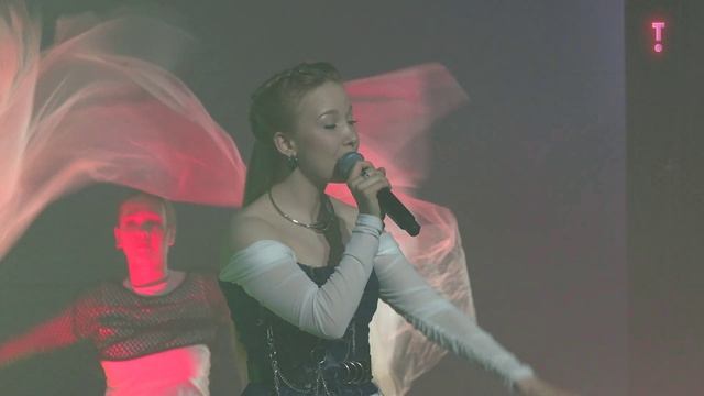 Аня Заболотникова — Летать