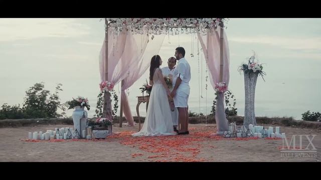 Стильная Свадьба на Бали на утесе над Индийским океаном. Арсен и Сусанна - в MIX Bali Events